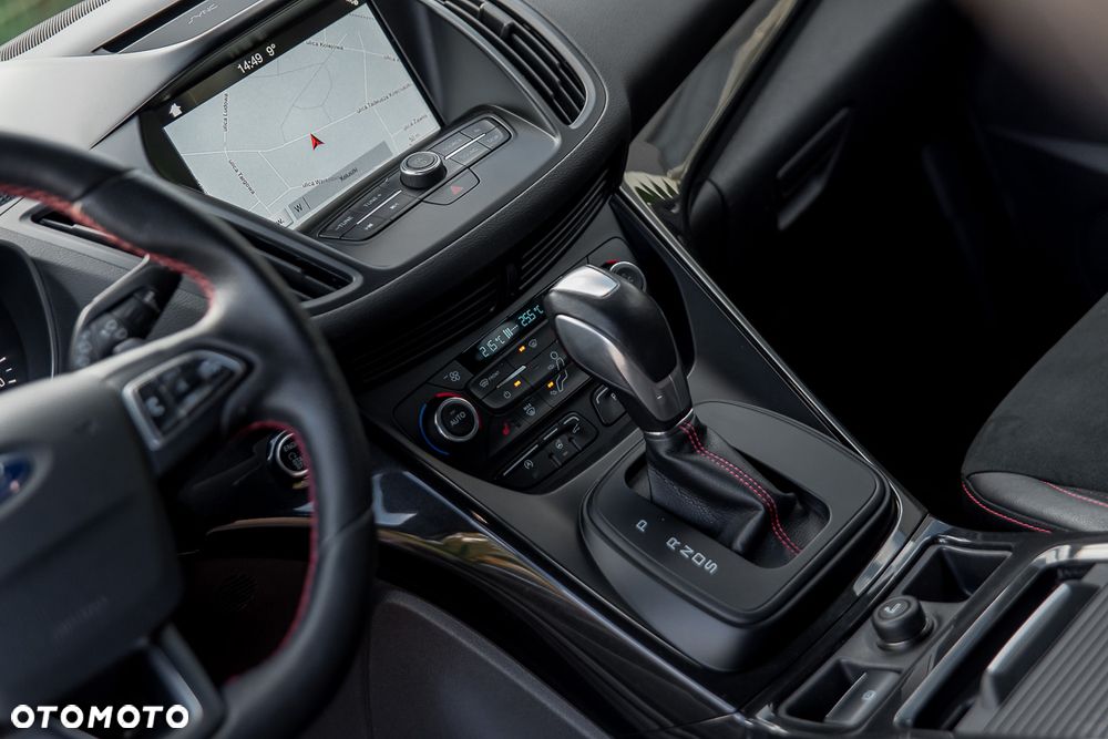 Ford Kuga 2.0 TDCi FWD ST-Line - 17