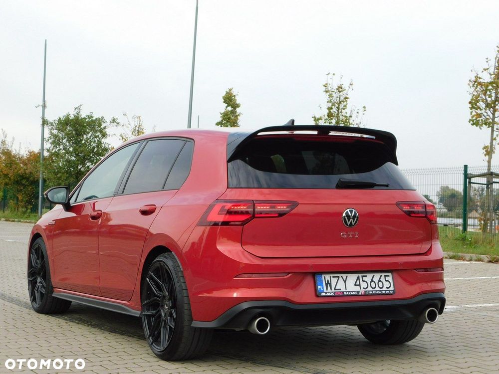 Volkswagen Golf - 4