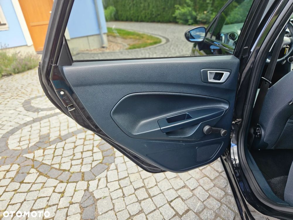 Ford Fiesta 1.25 Titanium X - 14