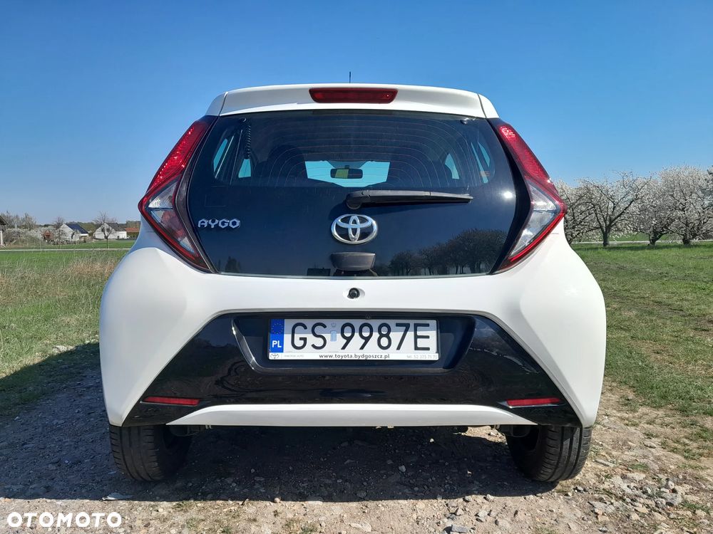 Toyota Aygo x-play - 20