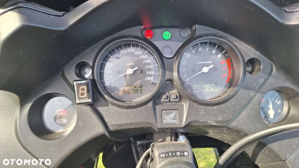Honda CBF - 16