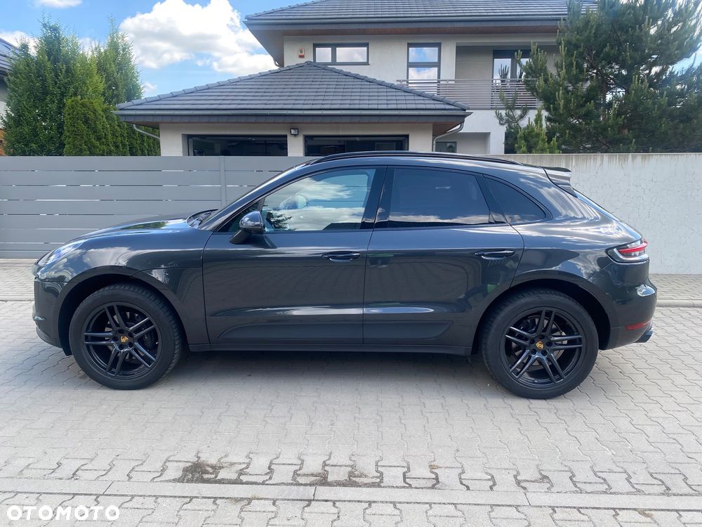 Porsche Macan Standard - 1