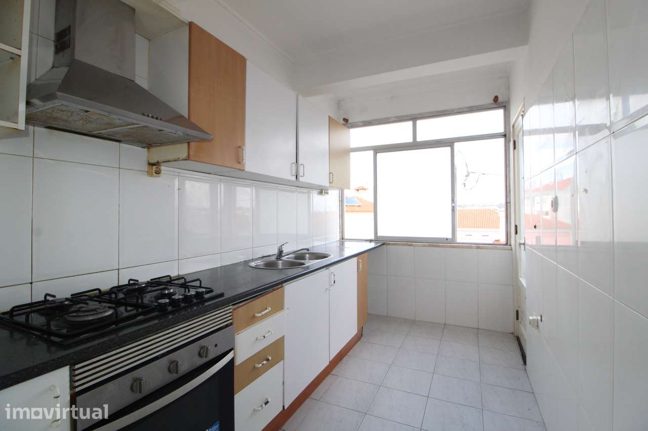 Apartamento, 60 m², Cacém e São Marcos