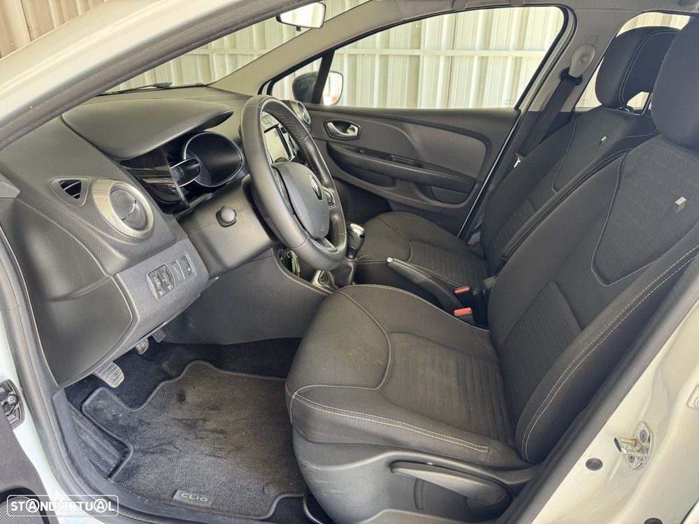Renault Clio Sport Tourer 0.9 TCe Limited — fotografia 14