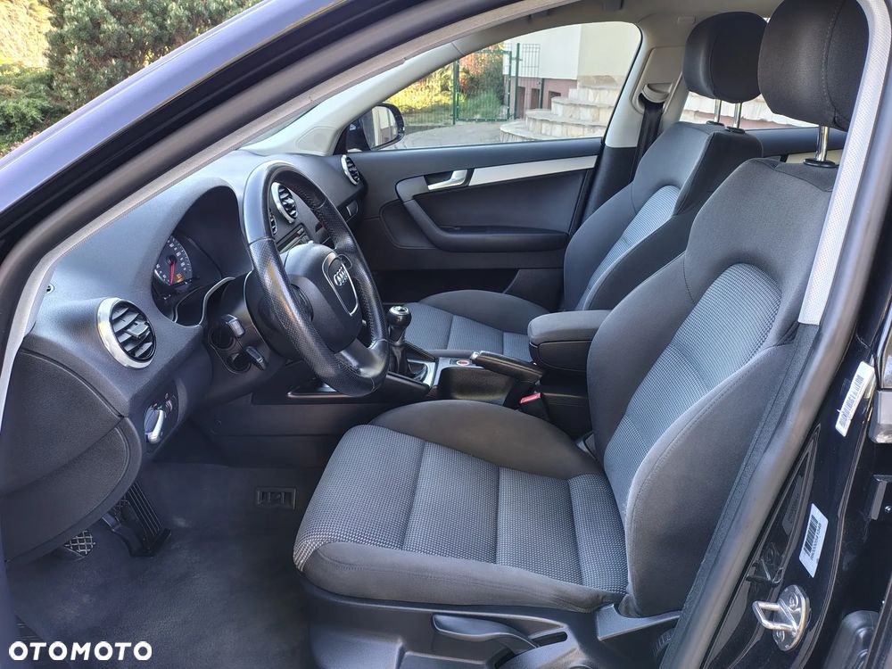 Audi A3 Sportback 2.0 TDI Ambition - 14