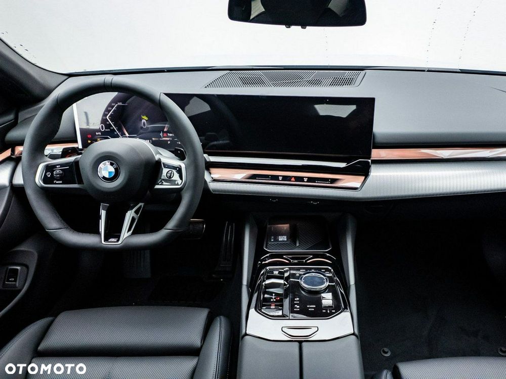 BMW Seria 5 - 12