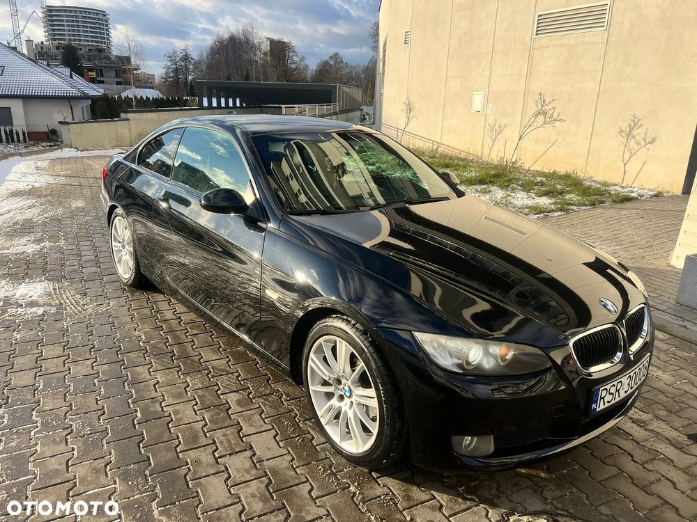 BMW Seria 3 320i - 30