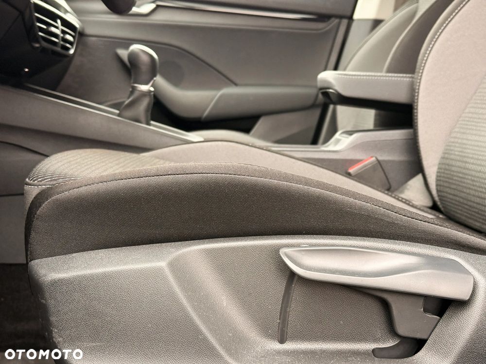 Skoda Octavia 1.5 TSI Business - 25