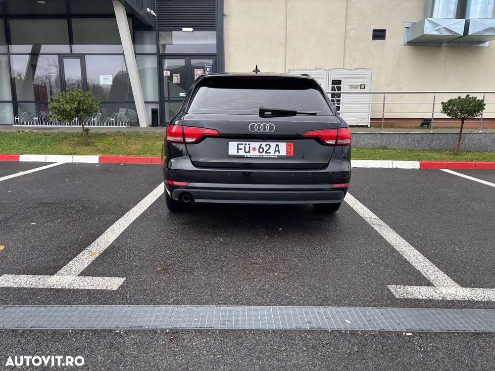 Audi A4 Avant 2.0 TDI Design - 10