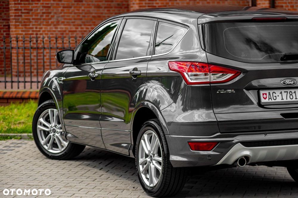 Ford Kuga 1.5 EcoBoost 4x4 Titanium - 16