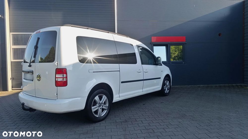 Volkswagen Caddy Maxi Highline DSG - 4