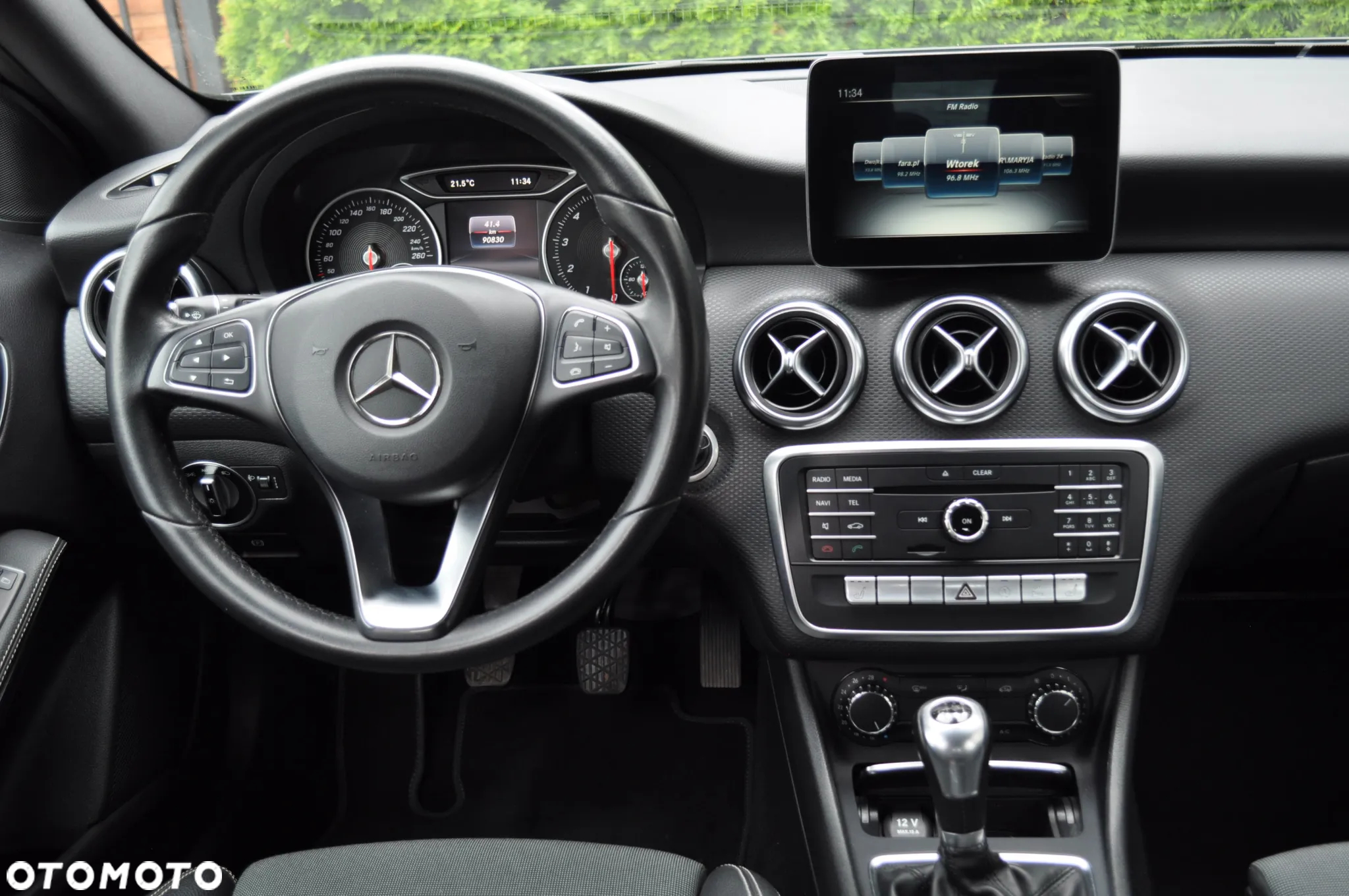 Mercedes-Benz Klasa A 180 (BlueEFFICIENCY) - 11