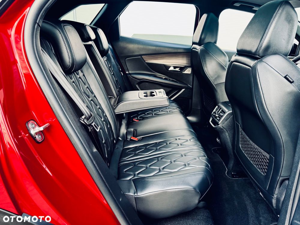 Peugeot 3008 1.5 BlueHDi GT S&S EAT8 - 33