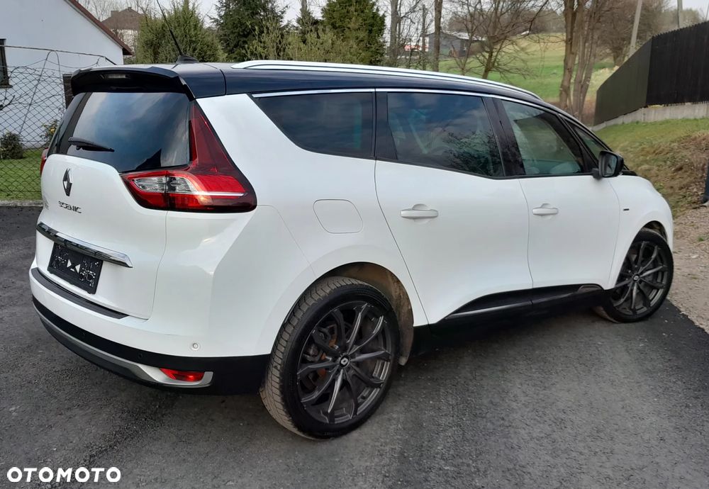 Renault Grand Scenic - 25