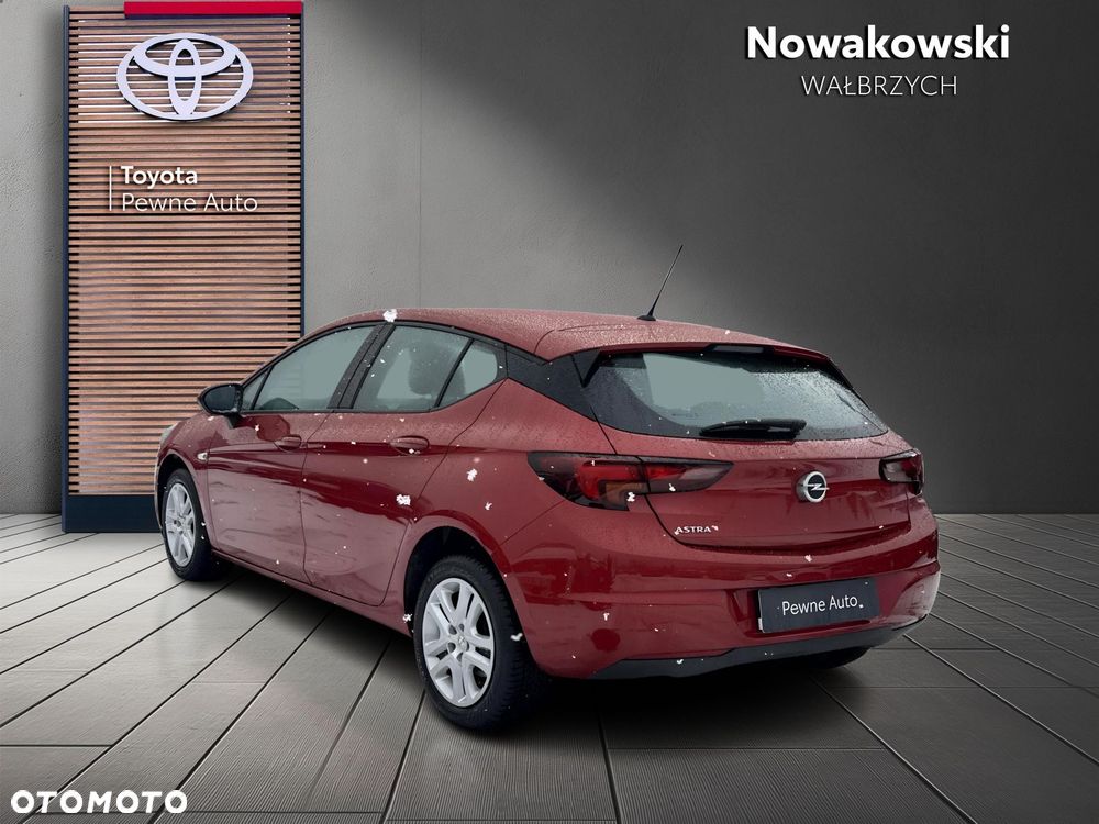 Opel Astra - 4