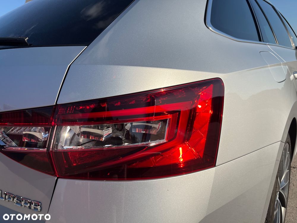 Skoda Superb 2.0 TDI L&K DSG - 12