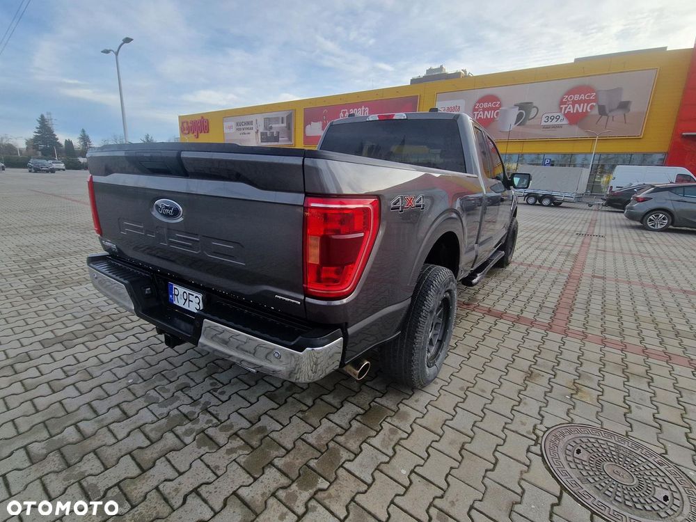 Ford F150 - 6