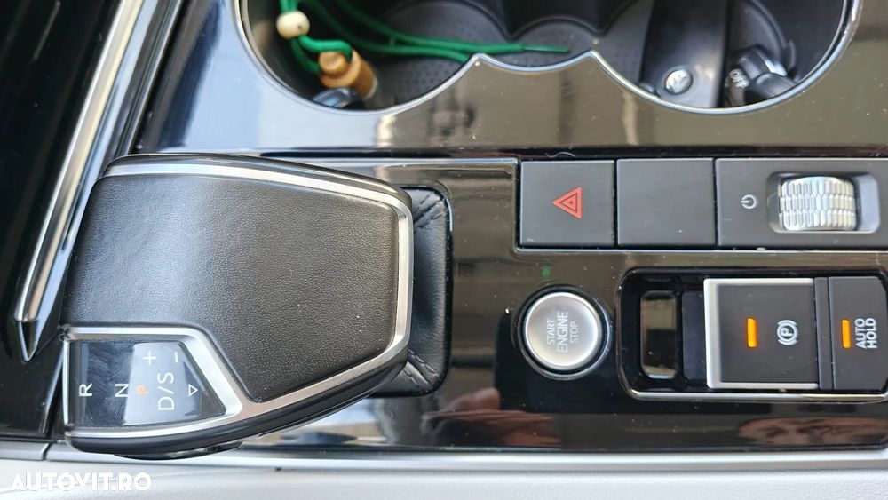 Volkswagen Touareg 3.0 V6 TDI 4Motion DPF Automatik Elegance - 26