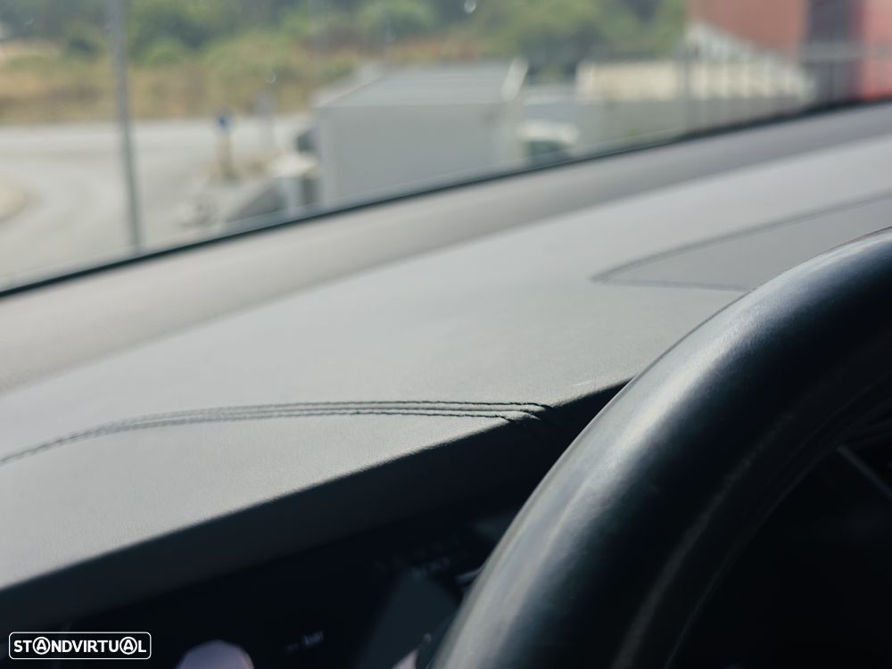 Tesla Model X 100D — fotografia 8