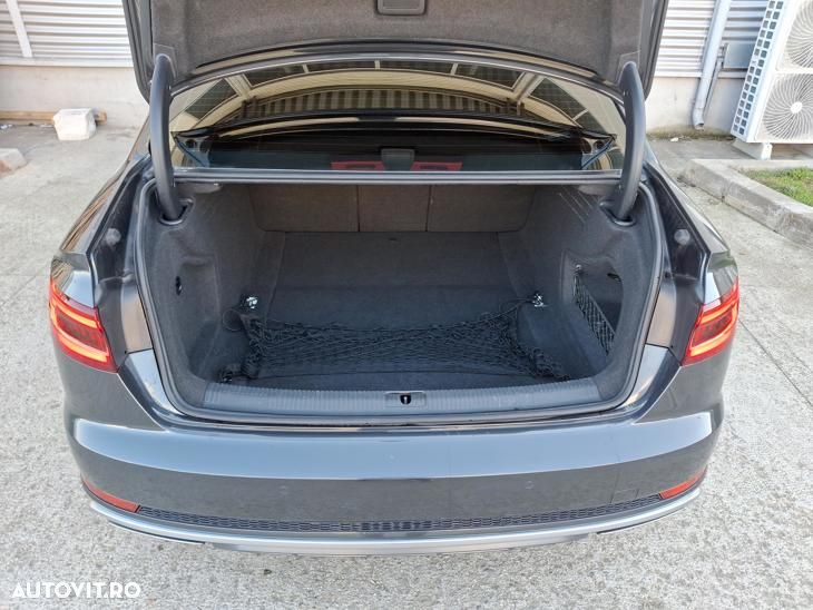 Audi A4 35 TFSI S tronic S line - 17