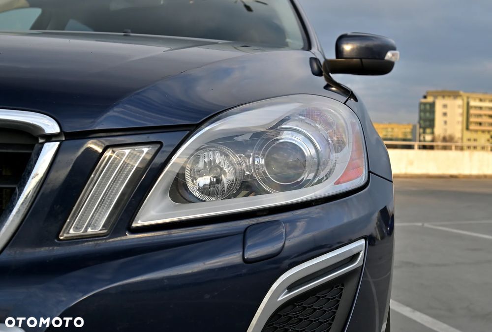 Volvo XC 60 D4 Momentum - 34