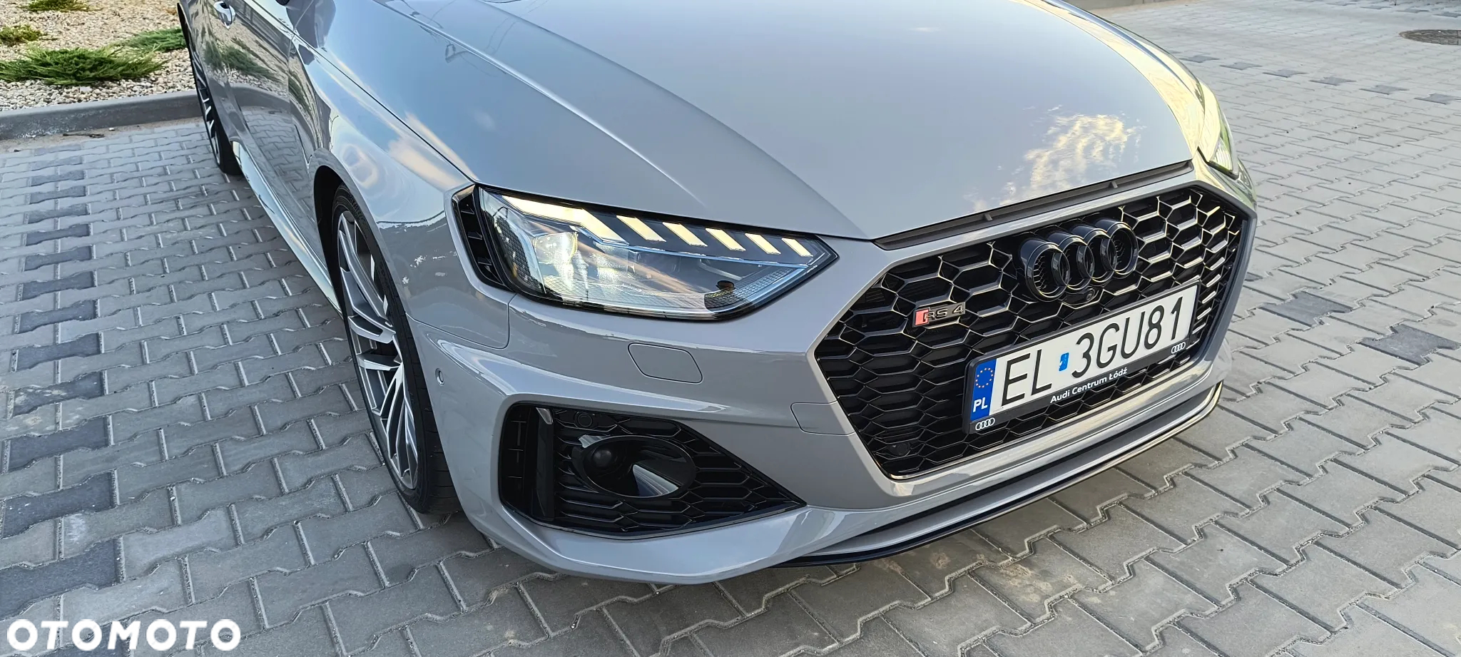 Audi RS4 TFSI Quattro Tiptronic - 27