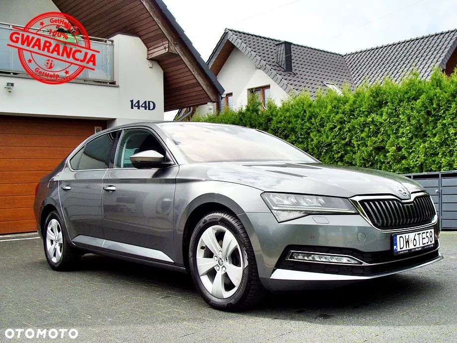 Skoda Superb 2.0 TDI DSG Premium Edition - 37