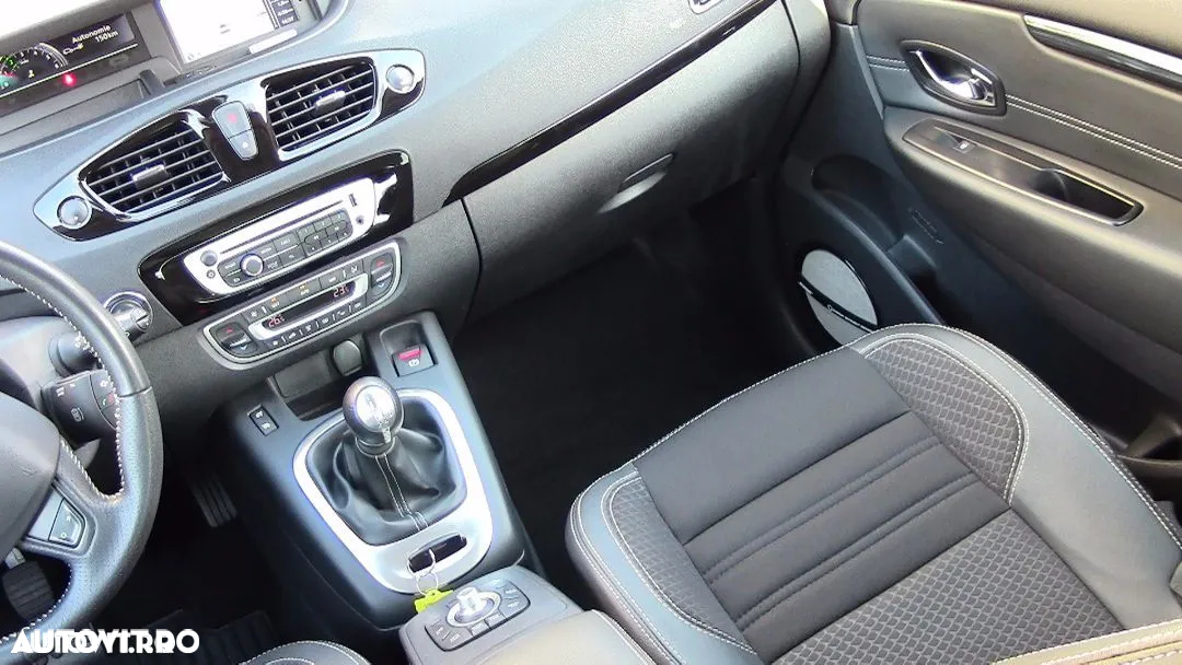 Renault Scenic ENERGY dCi 110 S&S Bose Edition - 9