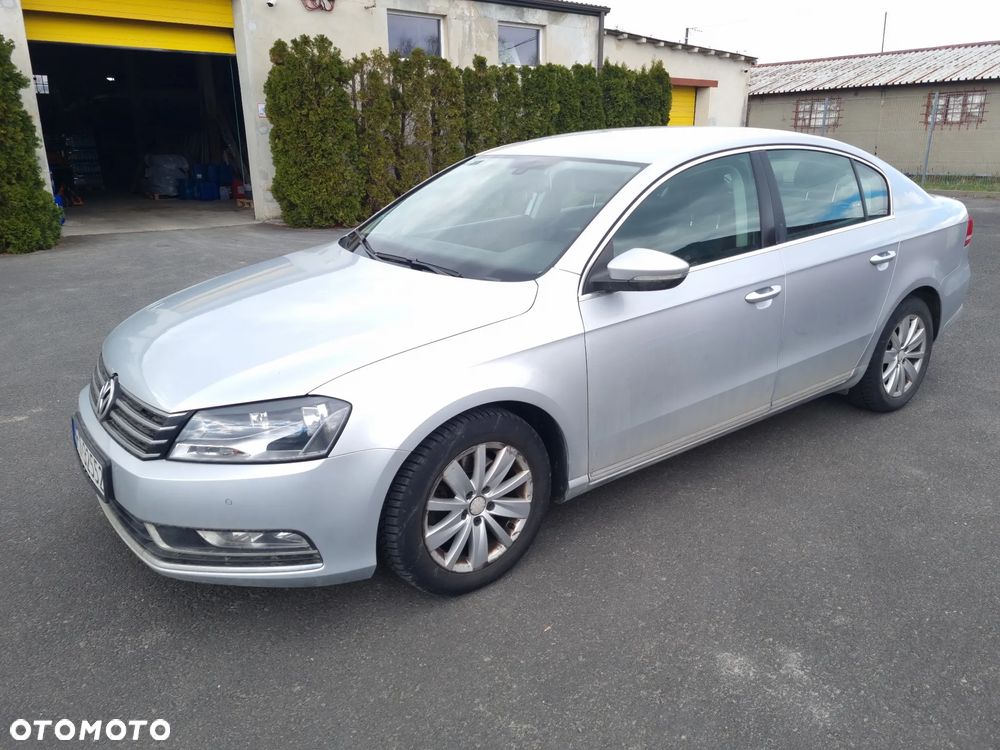 Volkswagen Passat 2.0 TDI BlueMotion Technology Trendline - 2