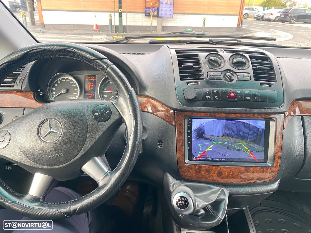 Mercedes-Benz Viano - 9