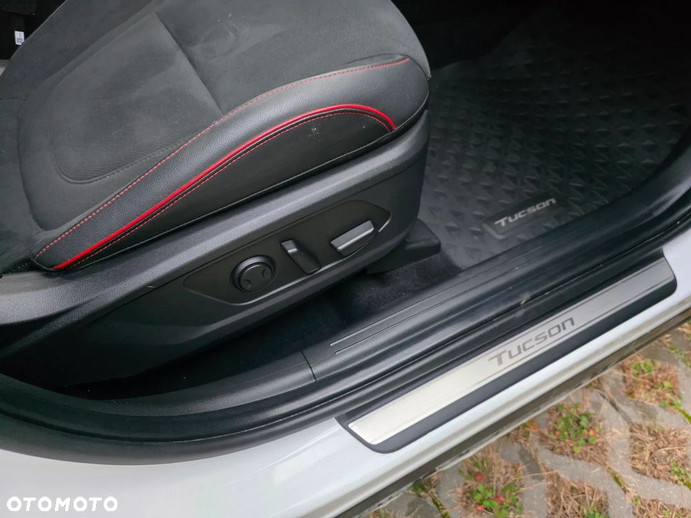 Hyundai Tucson 1.6 T-GDi HEV N-Line 2WD - 26
