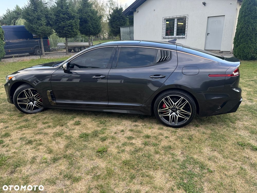 Kia Stinger 3.3 T-GDI AWD GT - 9