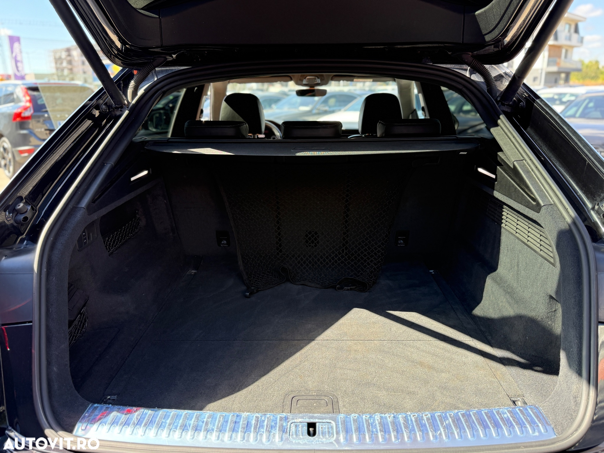 Audi Q8 3.0 50 TDI quattro Tiptronic MHEV - 28
