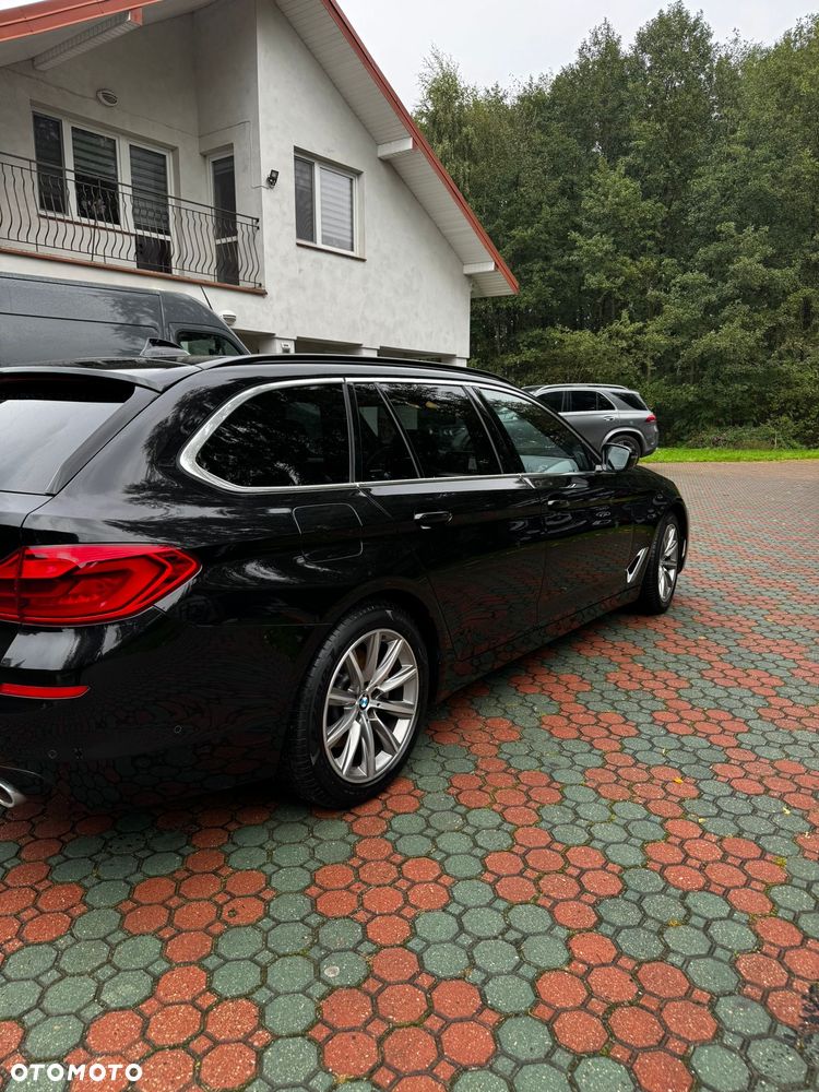 BMW Seria 5 520d Luxury Line - 4