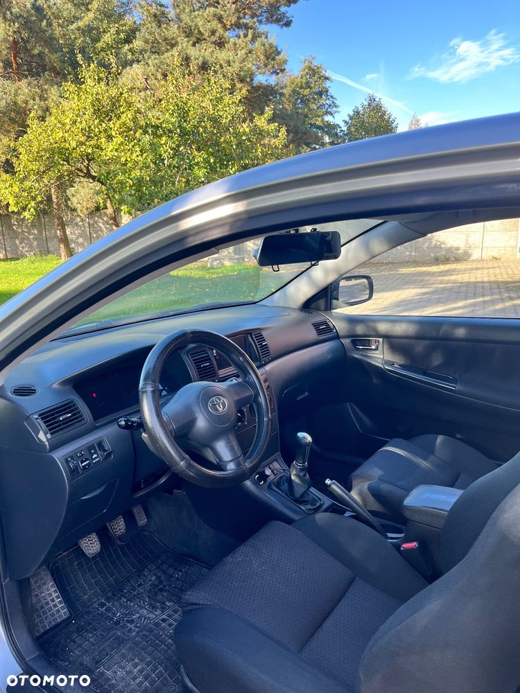 Toyota Corolla - 6