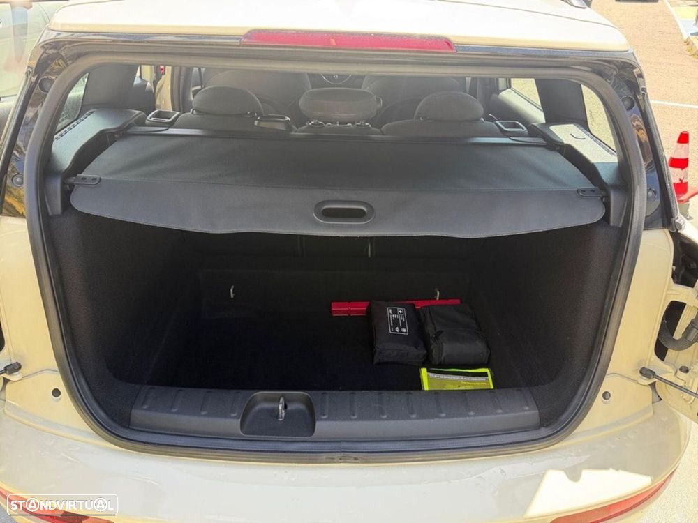 MINI Clubman One D — fotografia 18