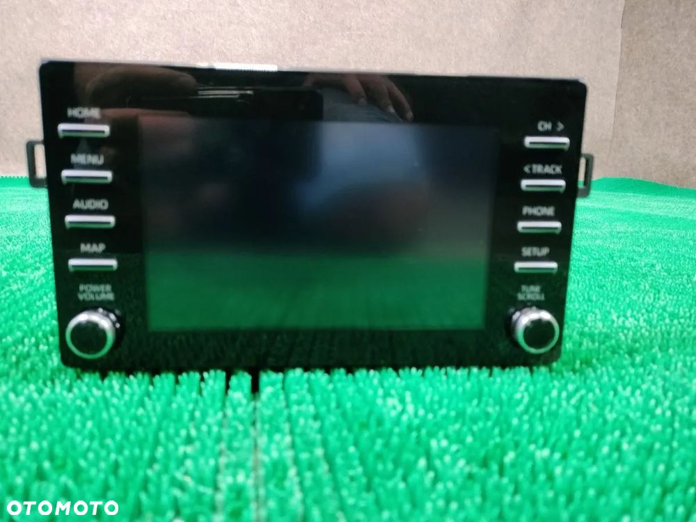 TOYOTA YARIS 19-24r Radio - 1