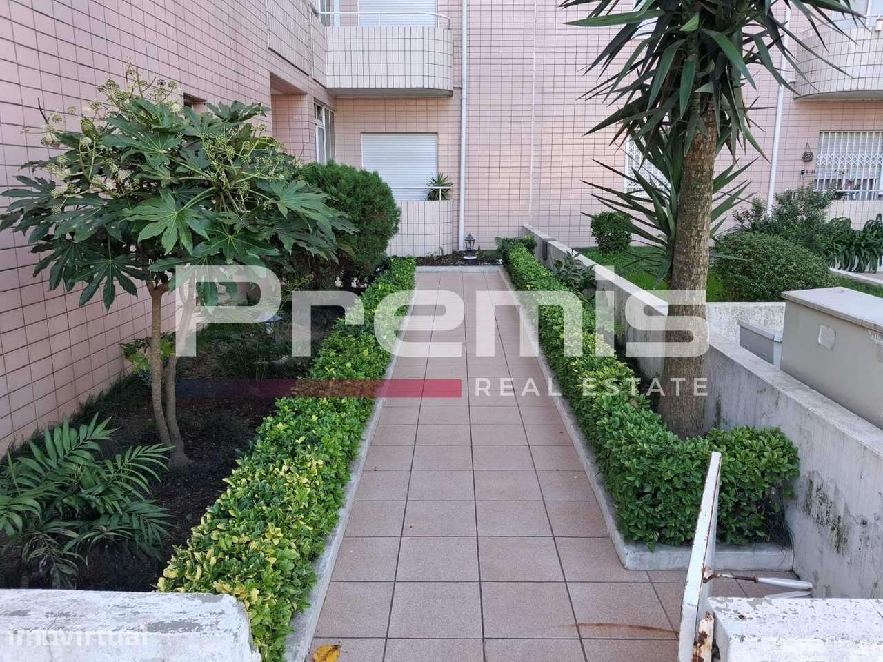 Apartamento T2 Venda em Baguim do Monte (Rio Tinto),Gondomar - Grande imagem: 3/22