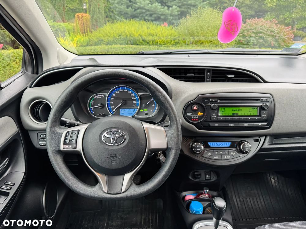 Toyota Yaris - 13