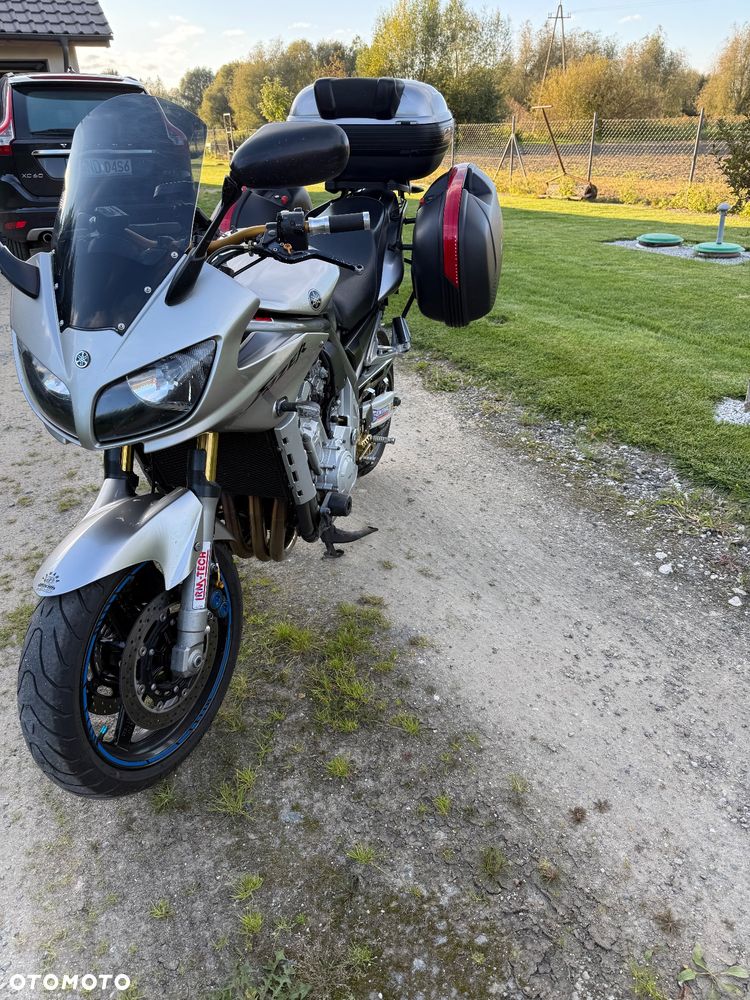 Yamaha FZS - 1