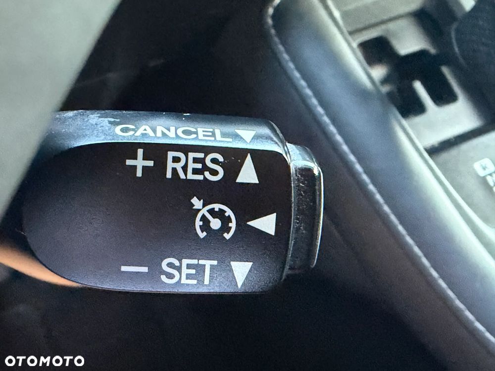 Lexus CT 200h Prestige - 17