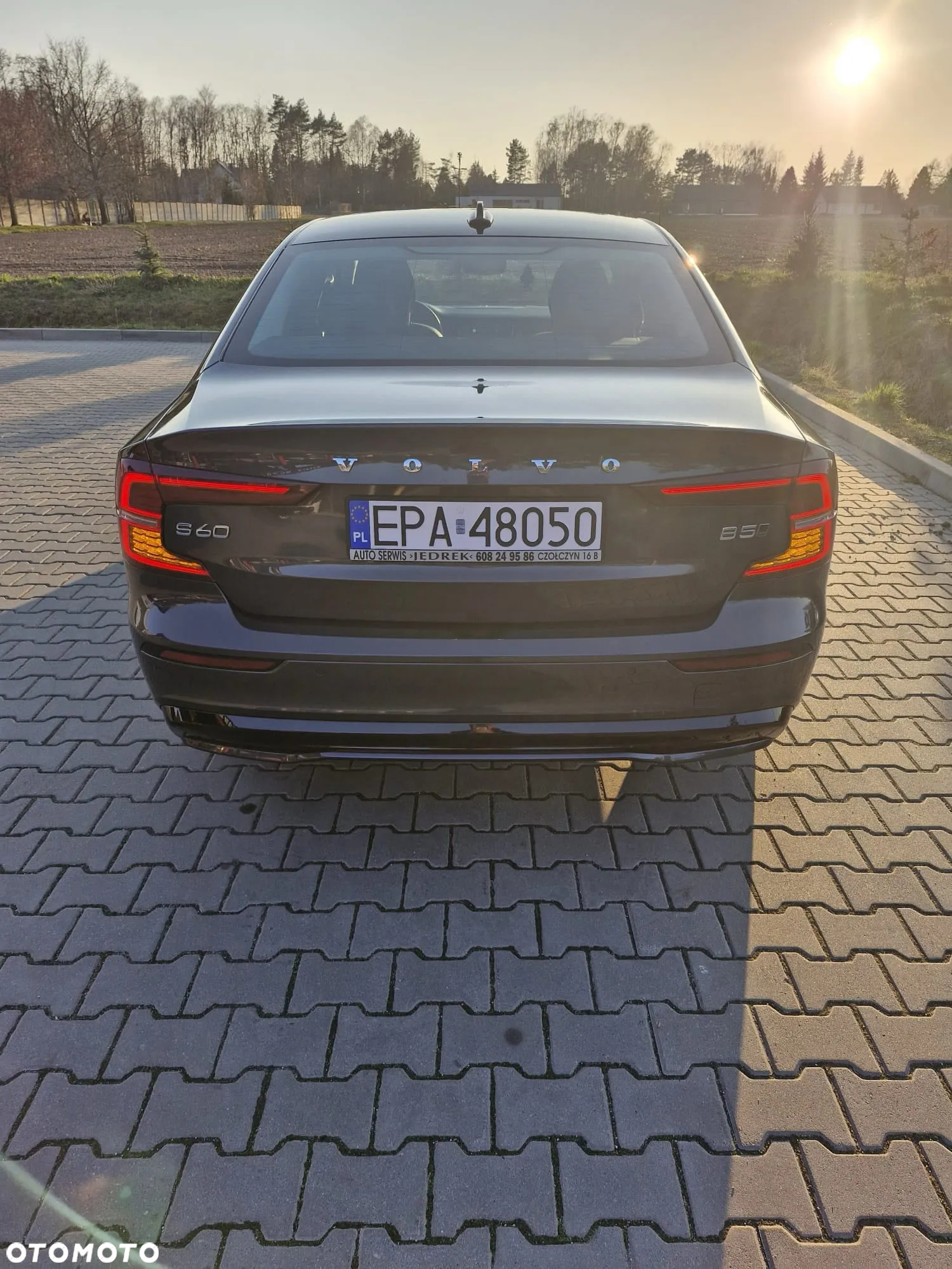 Volvo S60 B5 B AWD Plus Dark - 5