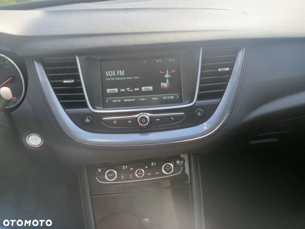 Opel Grandland X 1.2 Start/Stop Design Line - 11