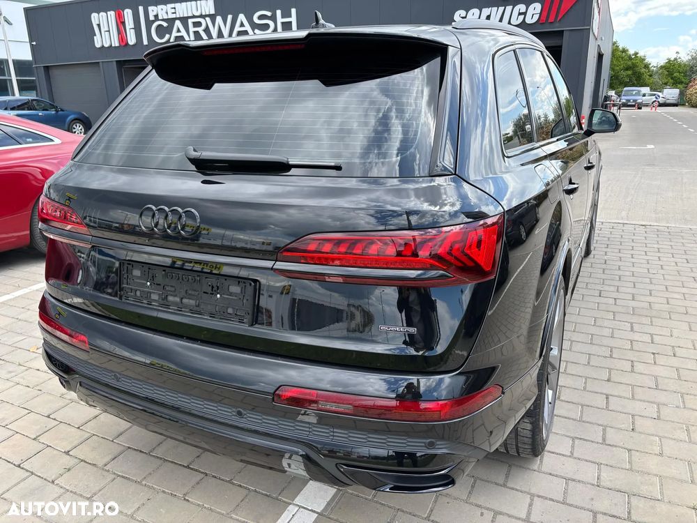 Audi Q7 3.0 55 TFSIe quattro Tiptronic S Line - 5