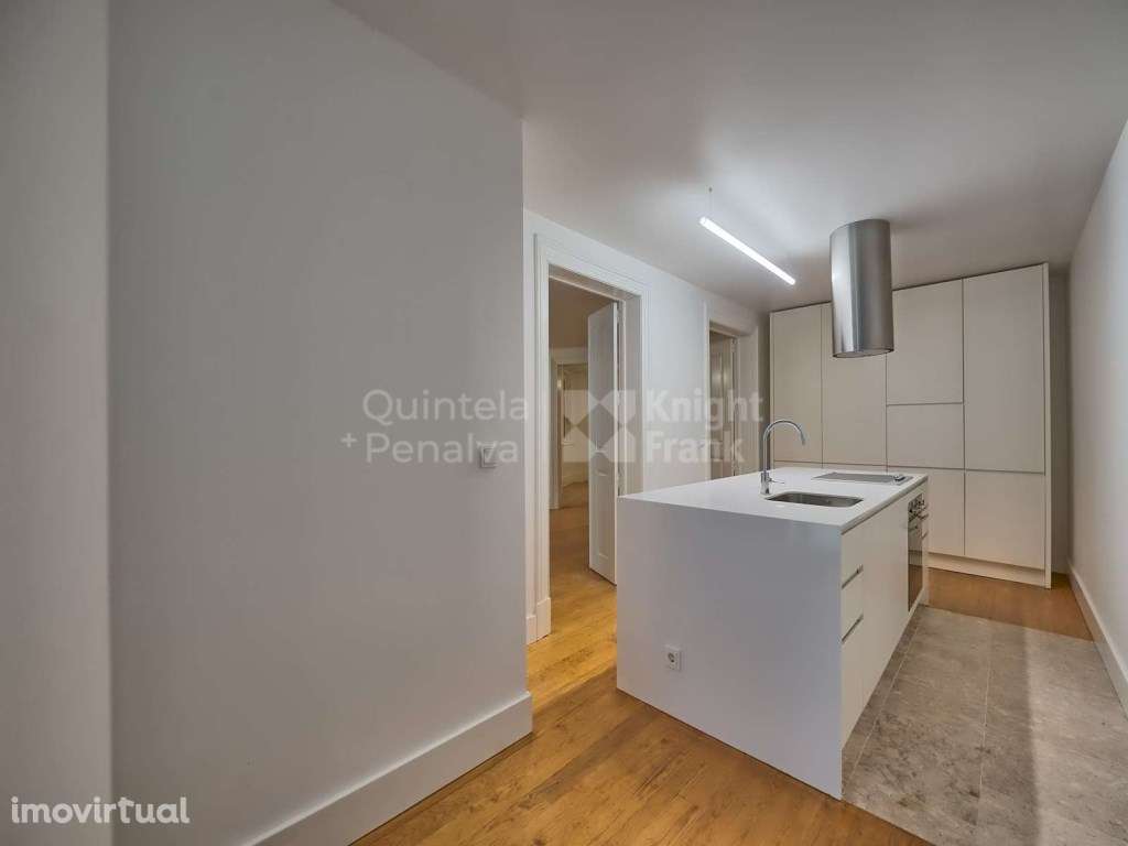 Apartamento T2+1 duplex com terraço, sem móveis em Lisboa - Grande imagem: 5/20