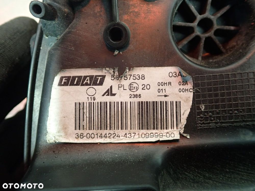LAMPA LEWA PRZEDNIA FIAT BRAVO II - 11