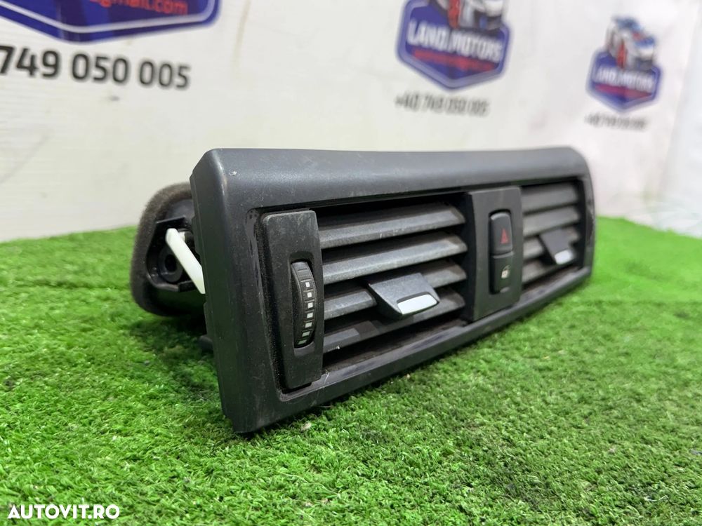 GRILA CENTRALA VENTILATIE BMW 116I SERIA 1 F20 F21 2012 COD OEM 920535710 507891 2011-2019 - 2