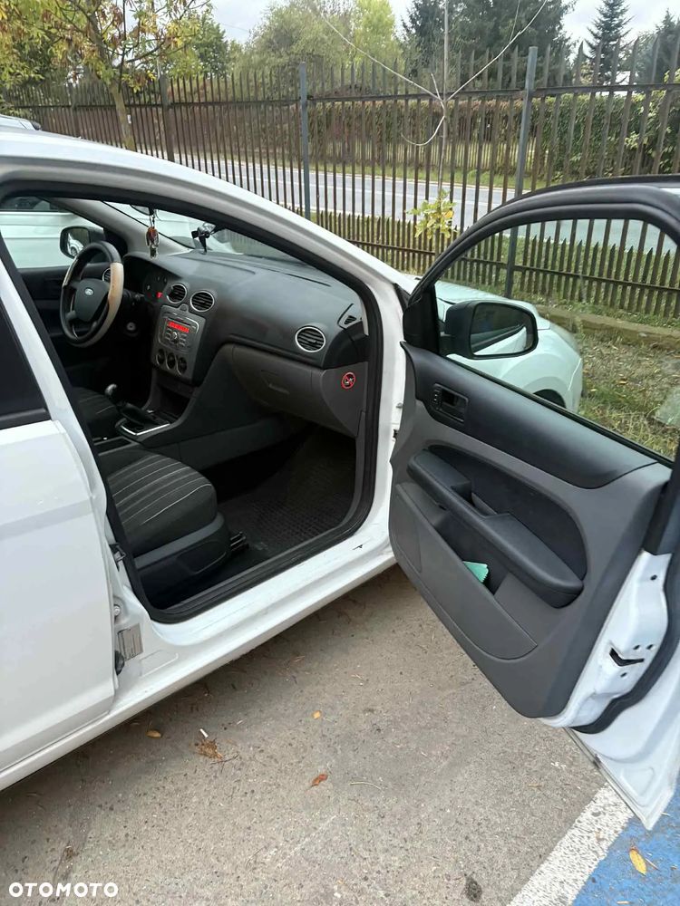 Ford Focus - 16