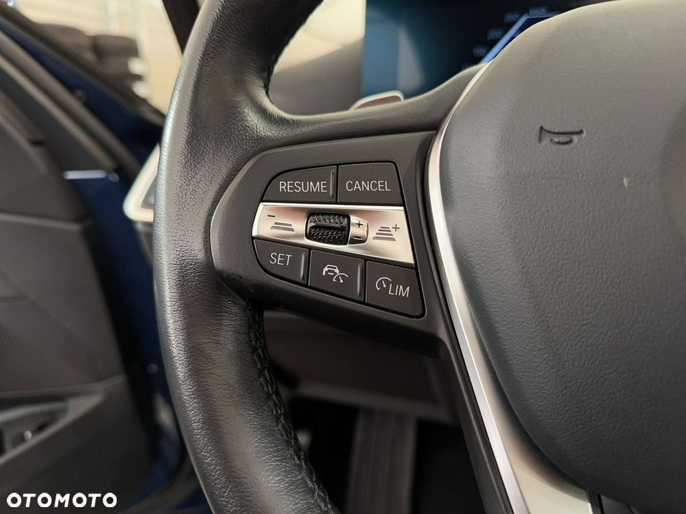 BMW Seria 3 - 22