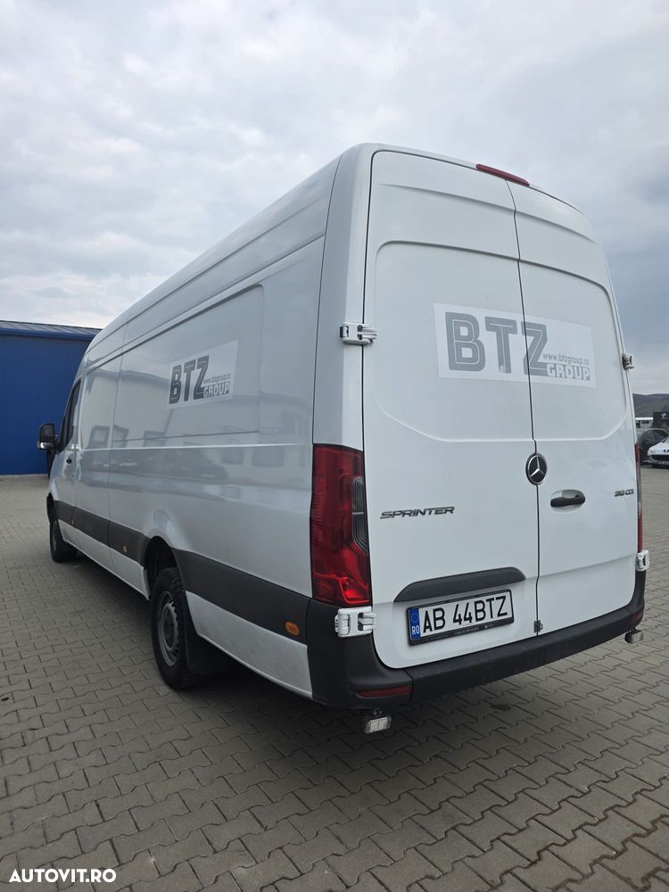 Mercedes-Benz Sprinter - 4